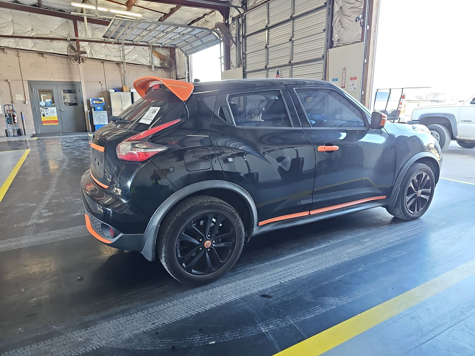 2015 Nissan JUKE S FWD