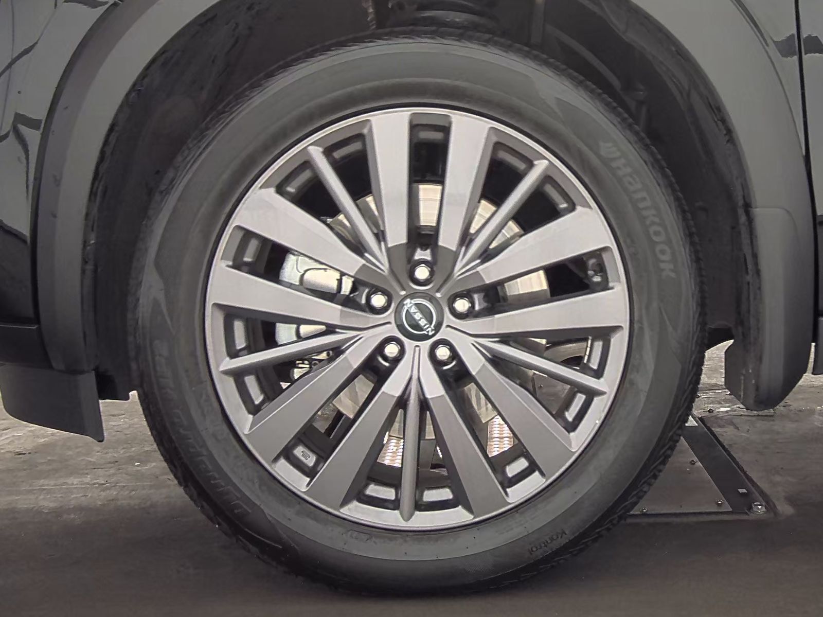 2024 Nissan Pathfinder SL FWD