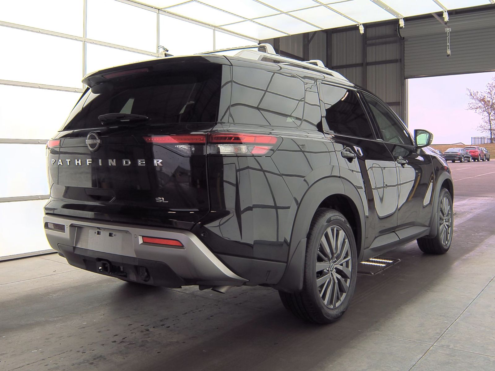 2024 Nissan Pathfinder SL FWD