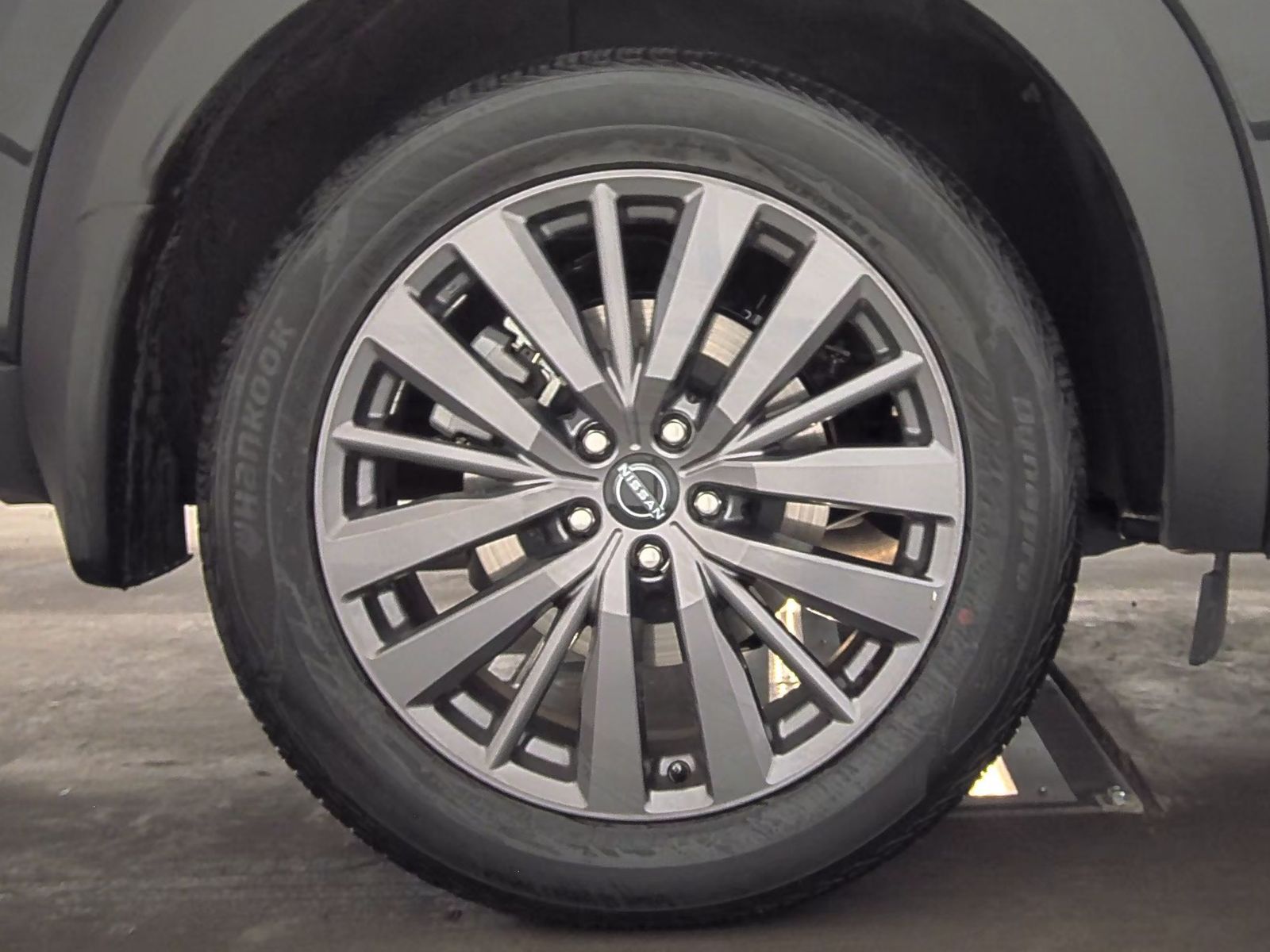 2024 Nissan Pathfinder SL FWD