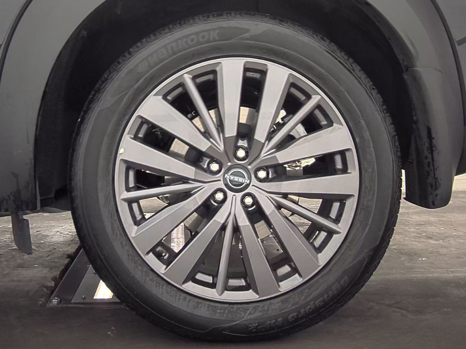 2024 Nissan Pathfinder SL FWD