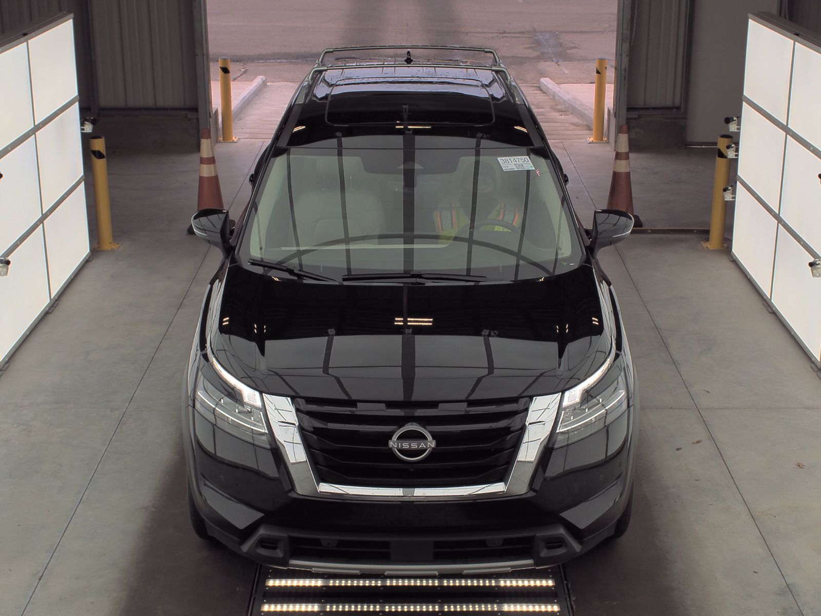 2024 Nissan Pathfinder SL FWD