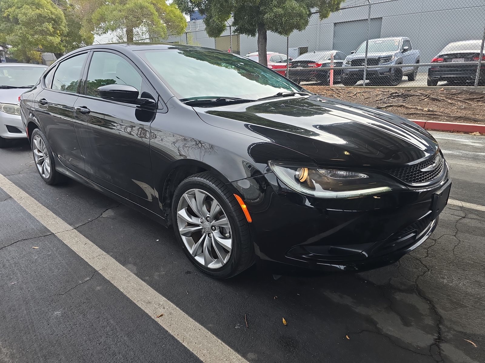 2015 Chrysler 200 S FWD