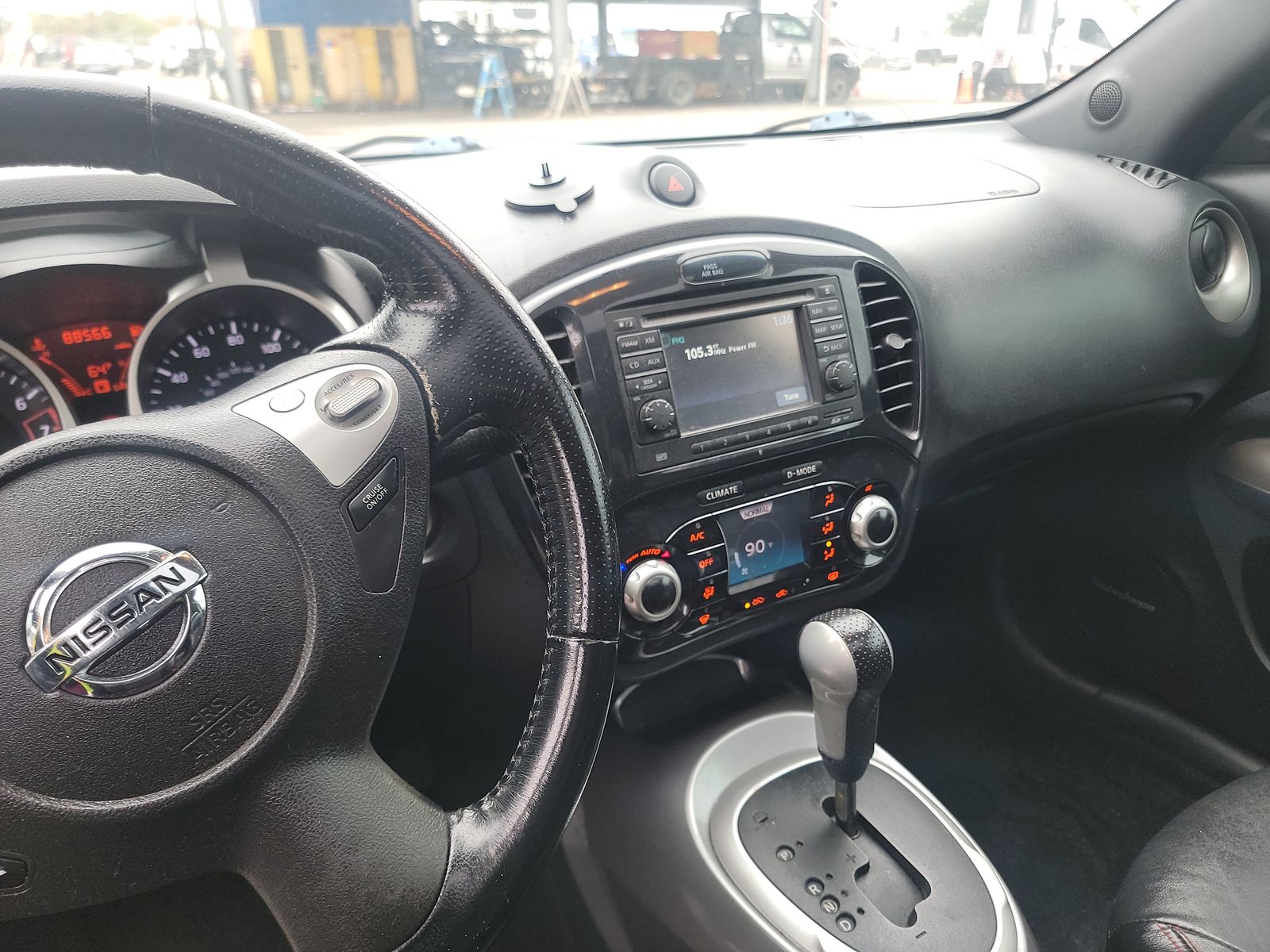 2014 Nissan JUKE SL FWD