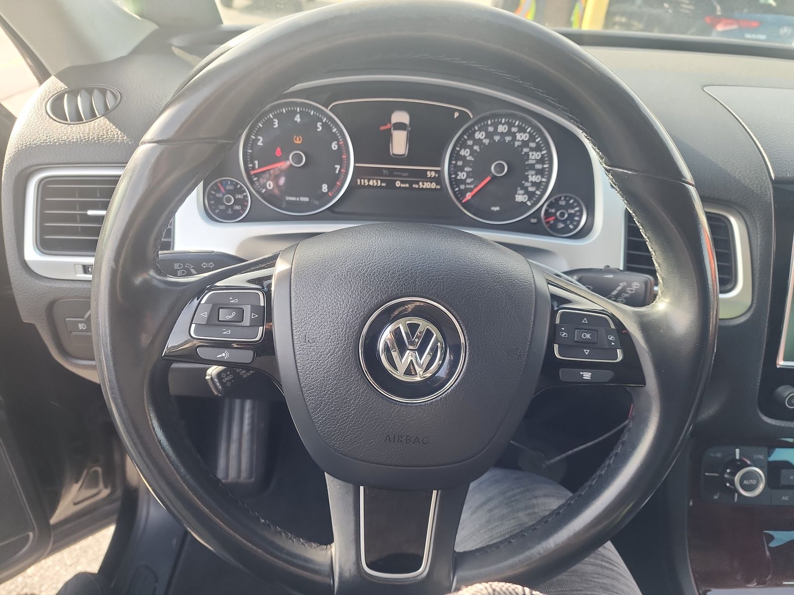 2014 Volkswagen Touareg 3.6L Lux AWD