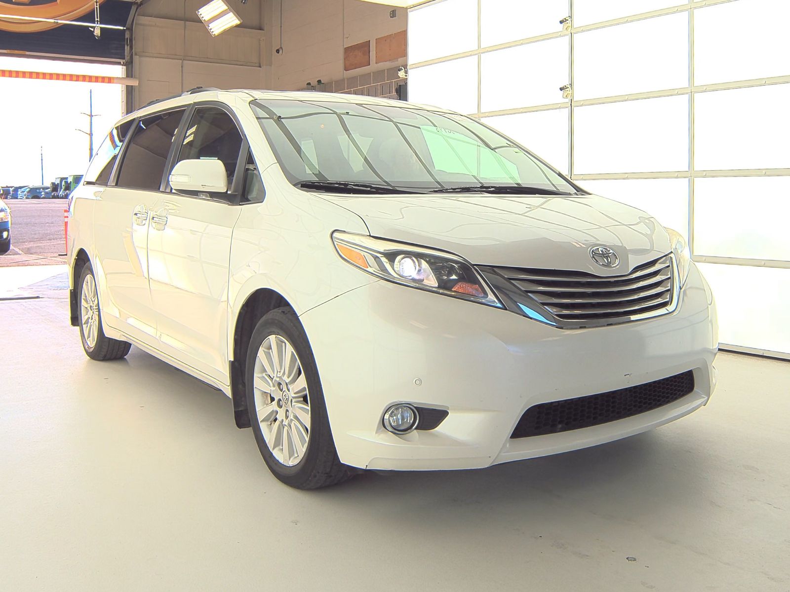 2015 Toyota Sienna XLE AWD