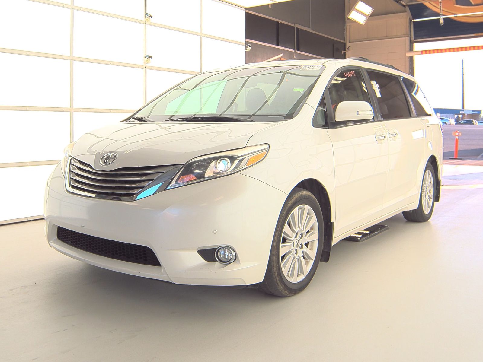 2015 Toyota Sienna XLE AWD