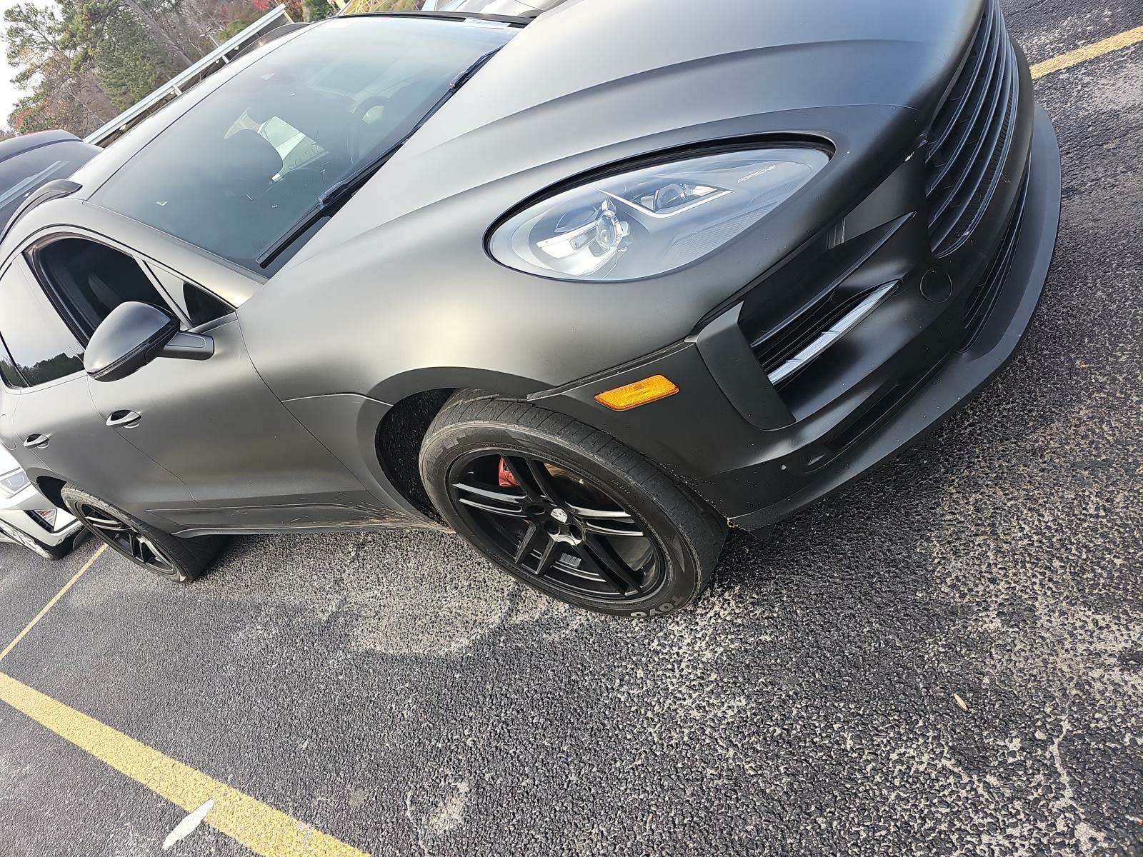 2019 Porsche Macan Base AWD