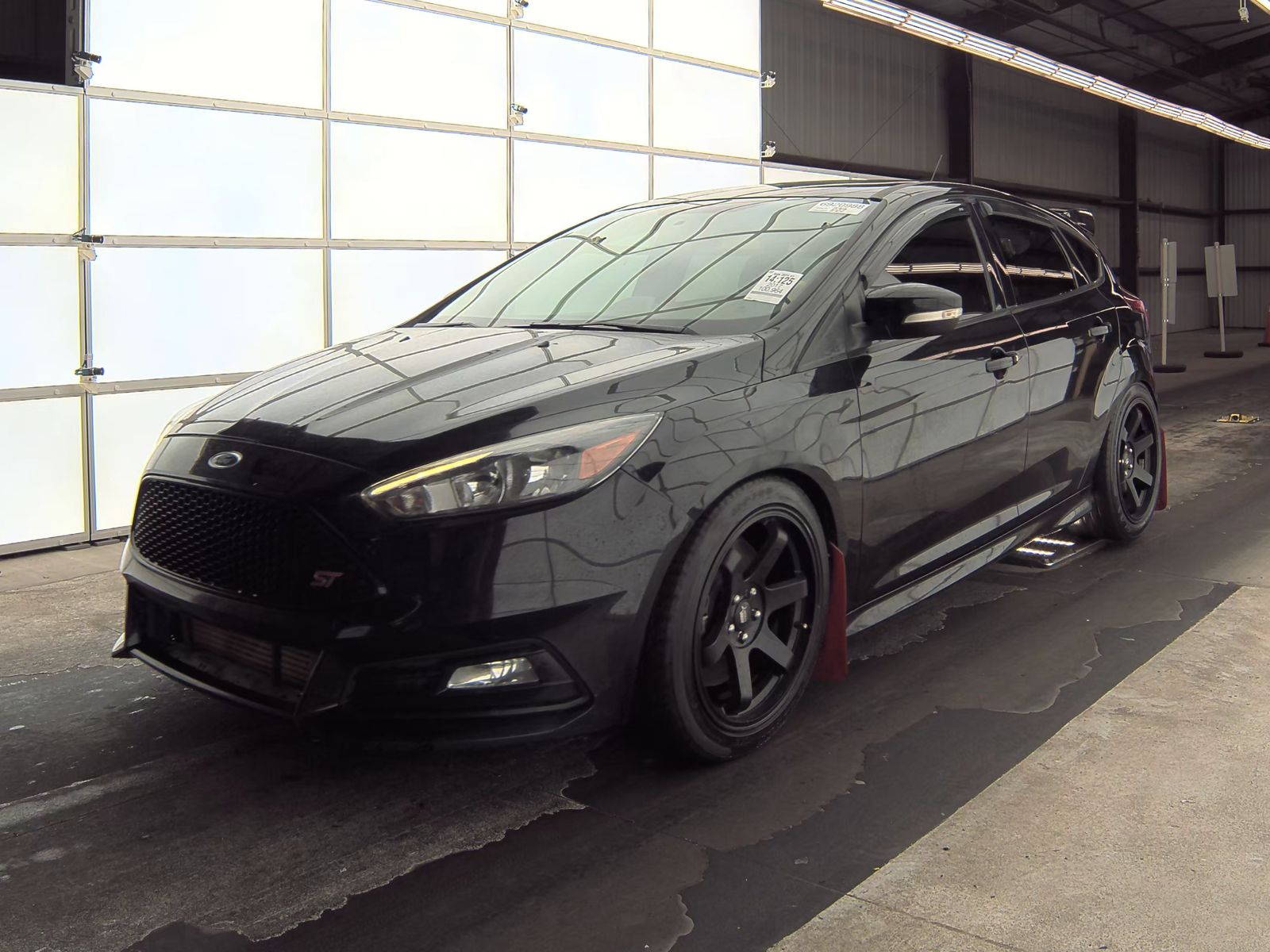 2017 Ford Focus ST FWD