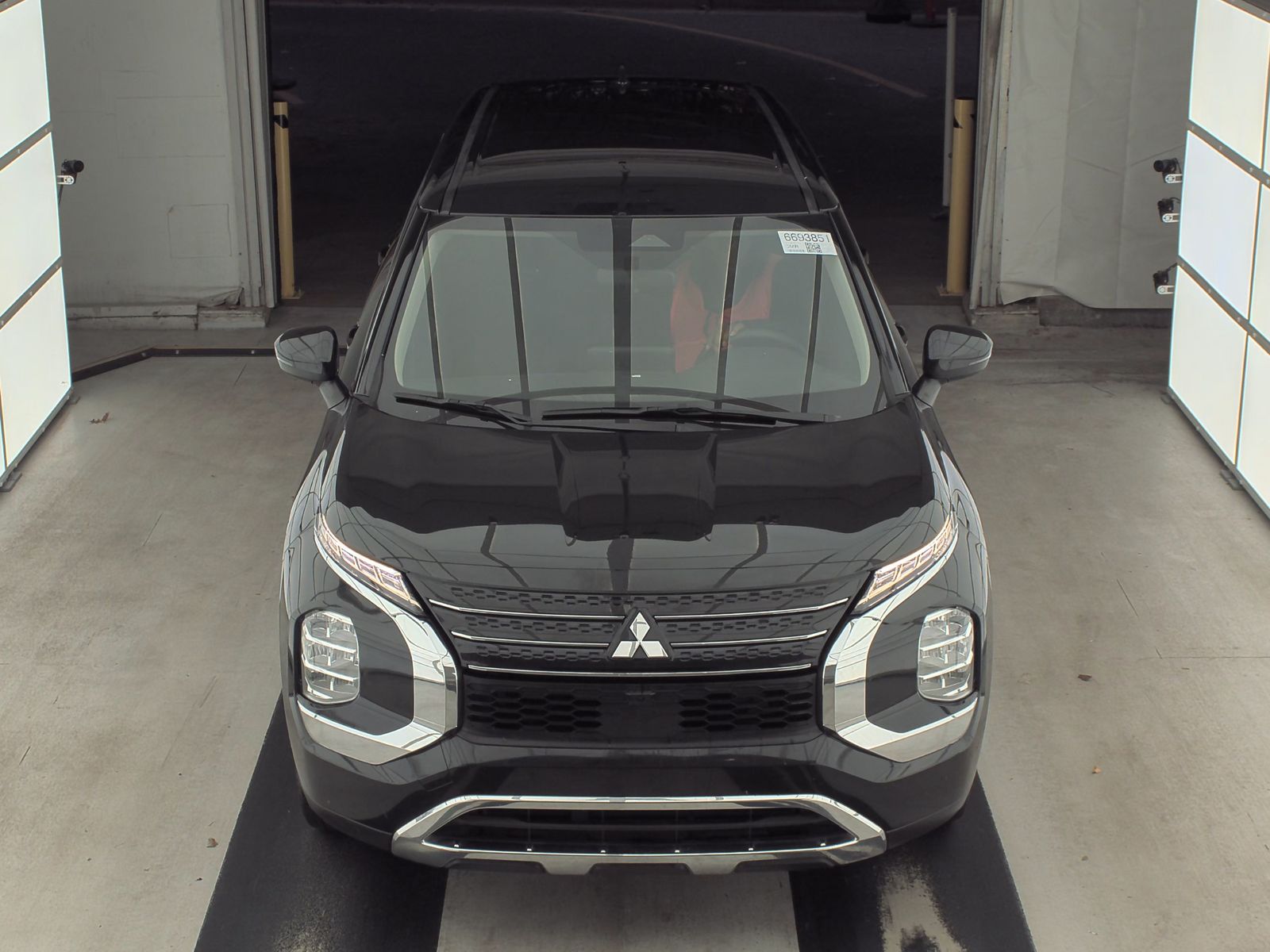 2022 Mitsubishi Outlander ES FWD