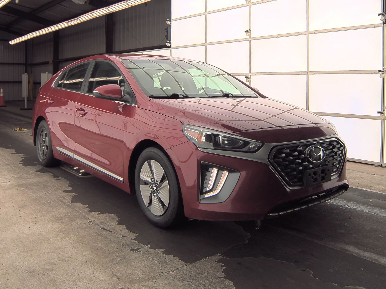 2021 Hyundai Ioniq Hybrid SE FWD