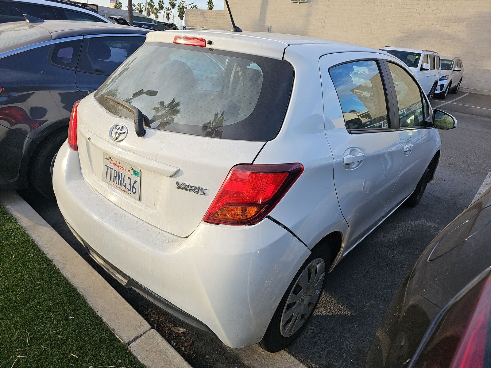 2017 Toyota Yaris L FWD