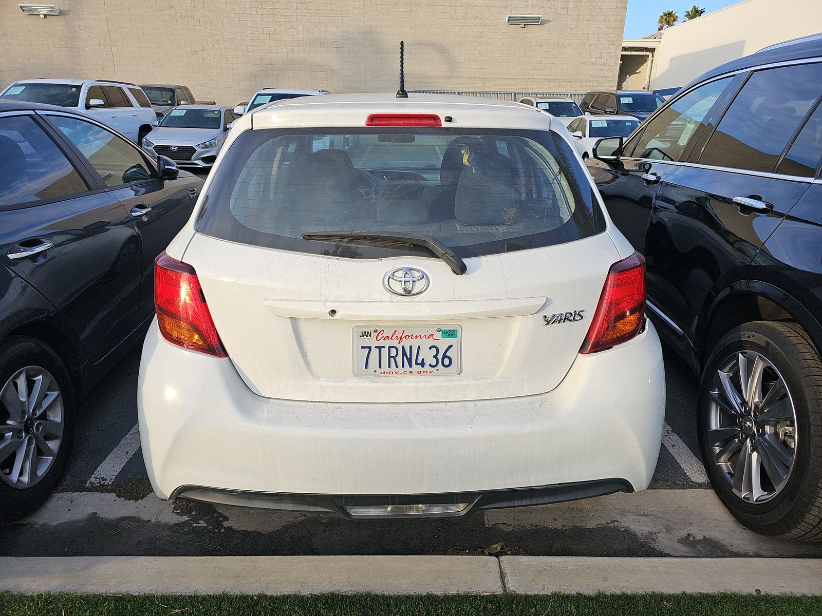 2017 Toyota Yaris L FWD