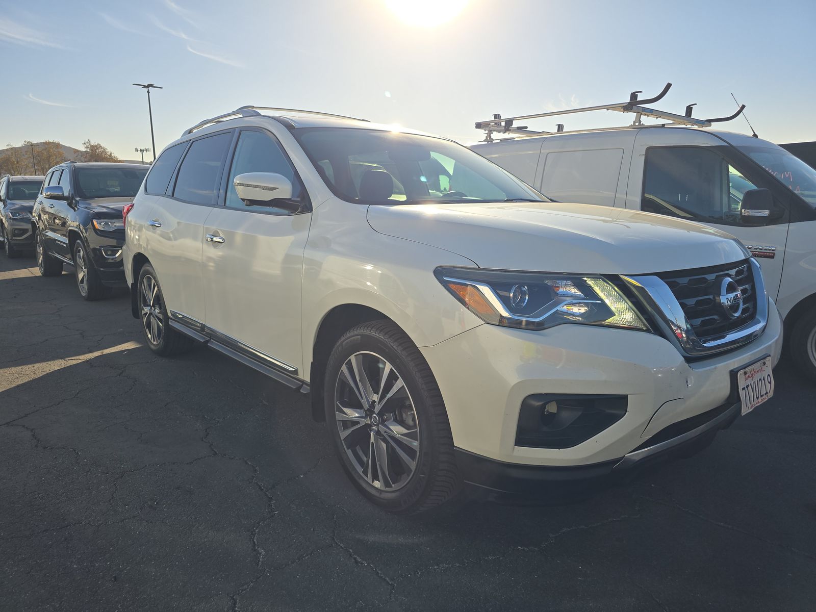 2017 Nissan Pathfinder Platinum AWD