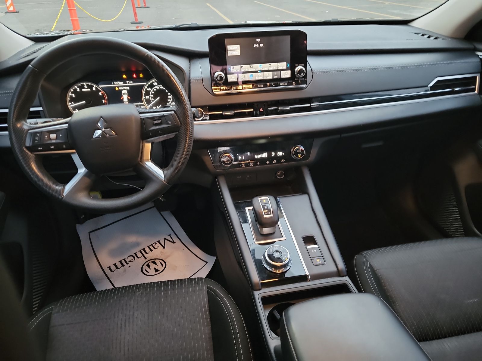 2022 Mitsubishi Outlander ES FWD