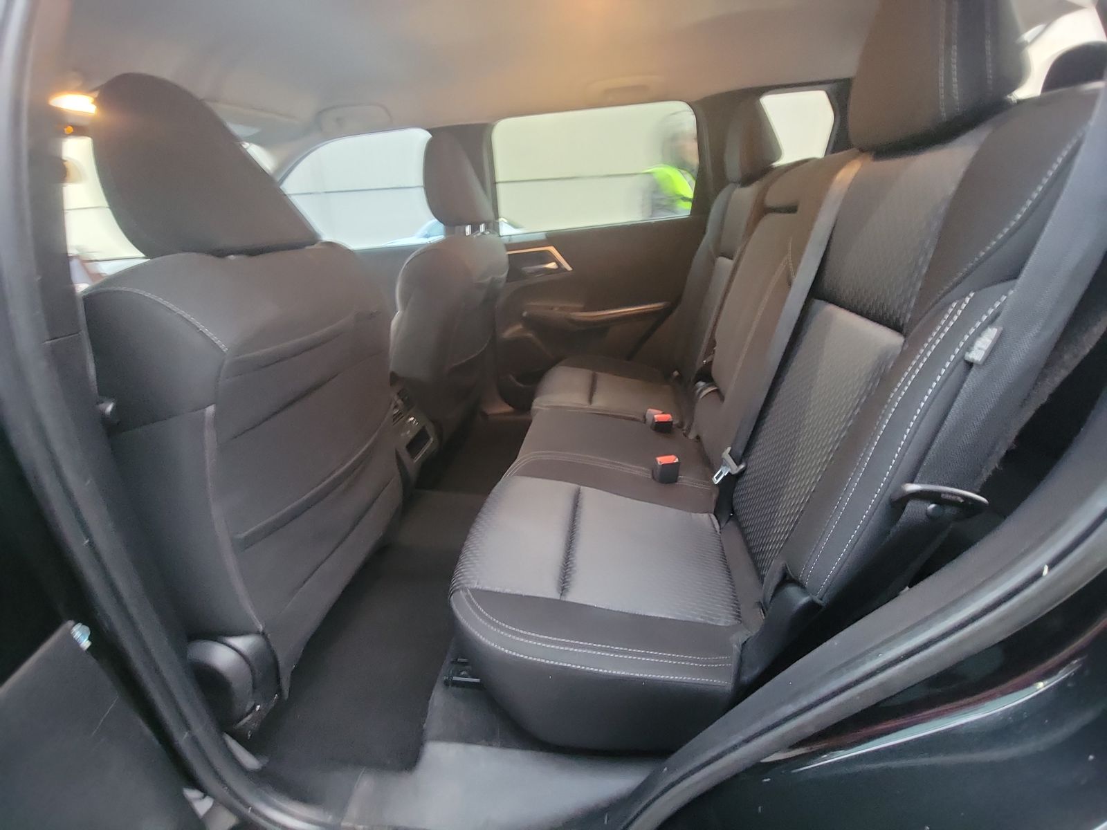 2022 Mitsubishi Outlander ES FWD