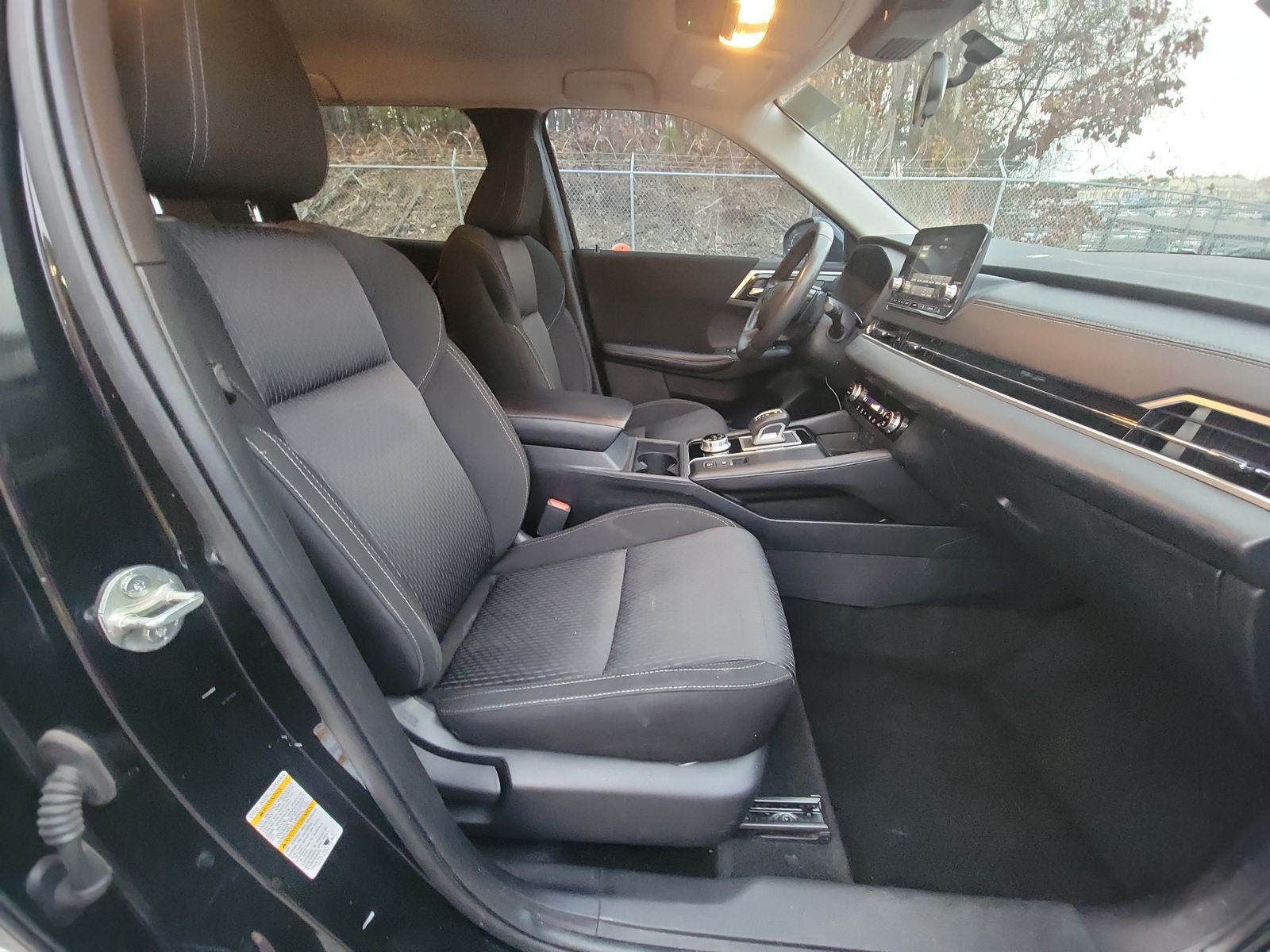 2022 Mitsubishi Outlander ES FWD
