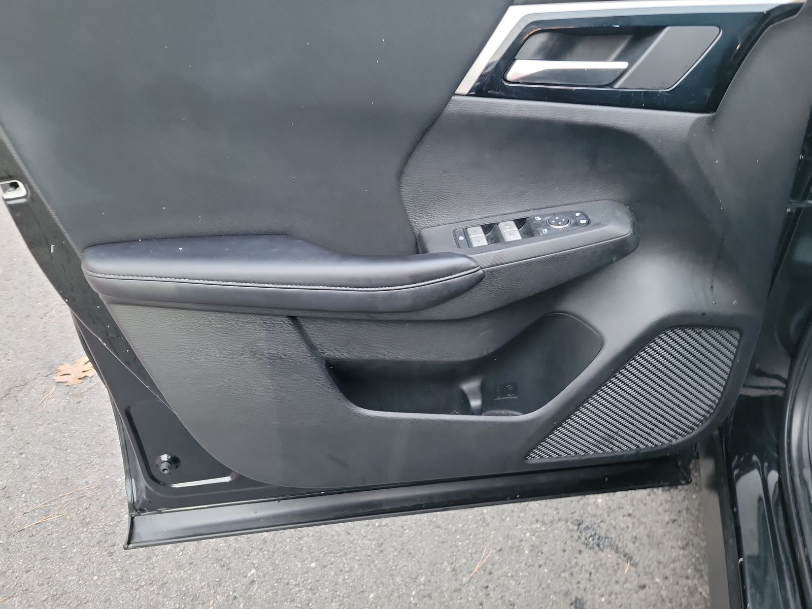 2022 Mitsubishi Outlander ES FWD