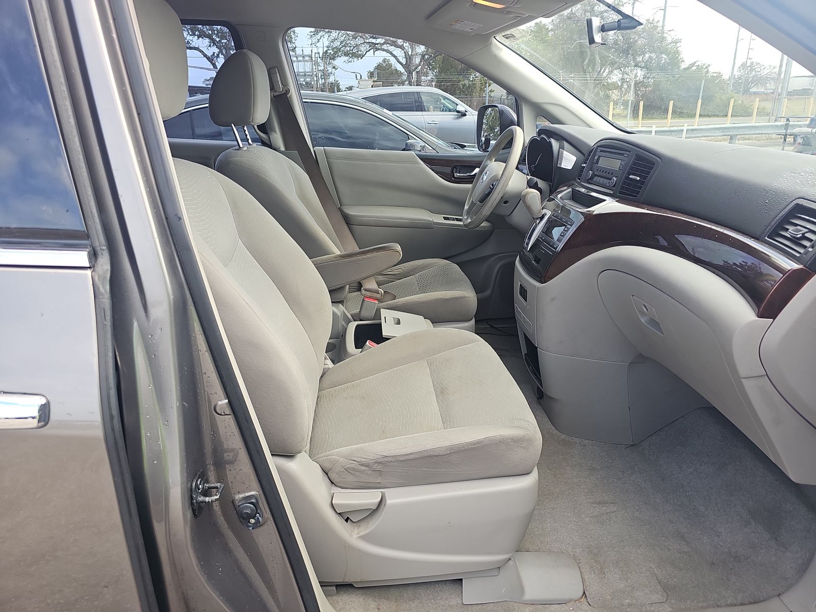 2014 Nissan Quest S FWD