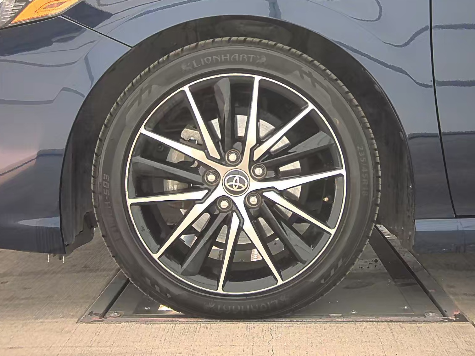 2021 Toyota Camry SE FWD