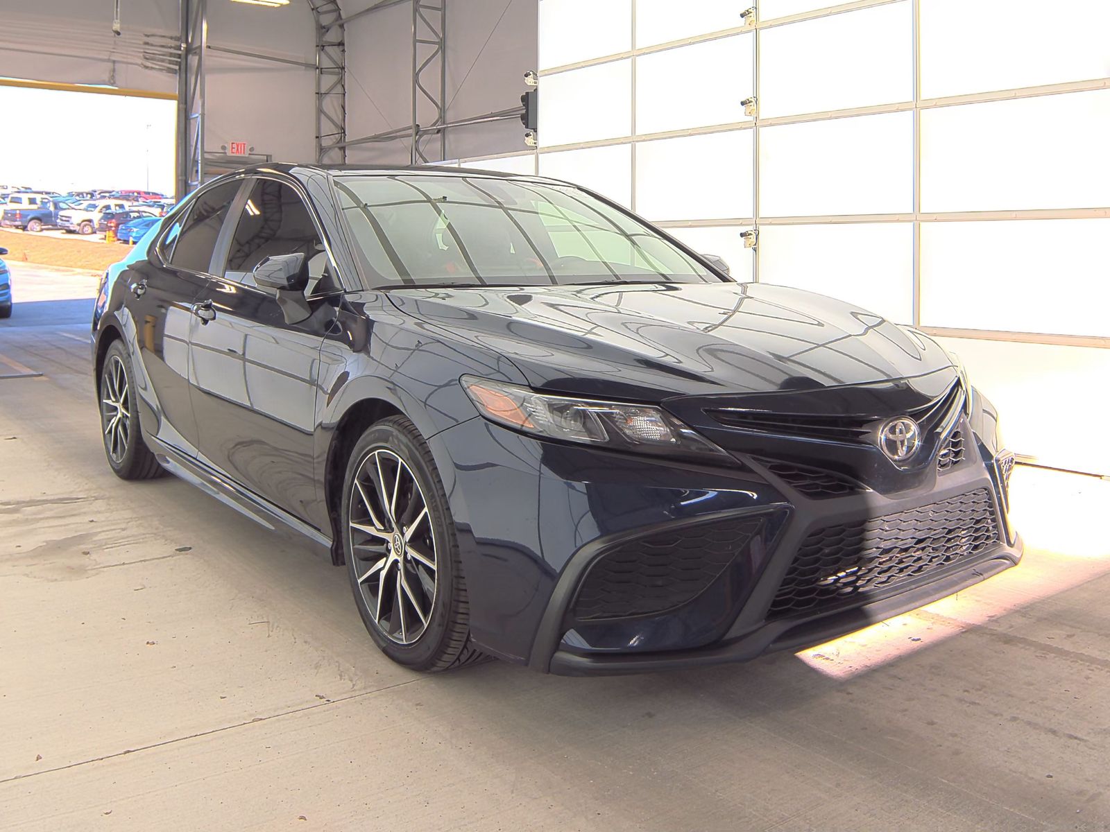 2021 Toyota Camry SE FWD