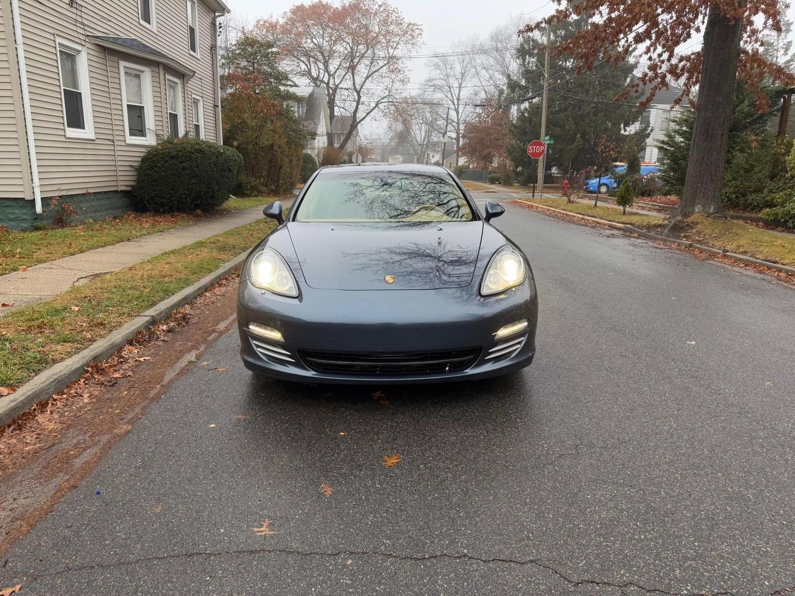 2011 Porsche Panamera 4 AWD