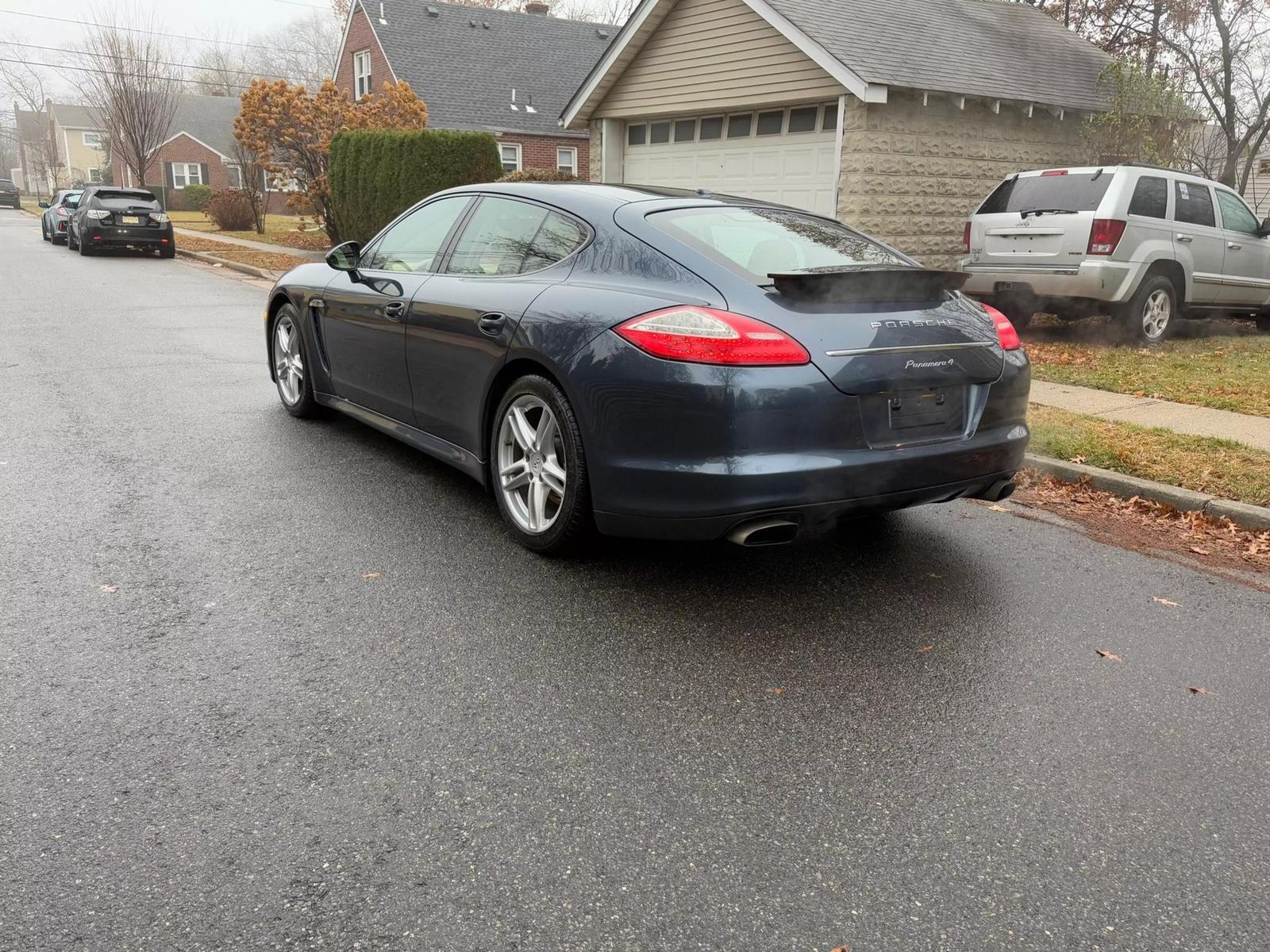 2011 Porsche Panamera 4 AWD