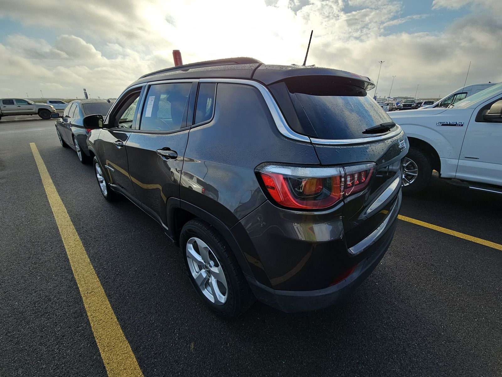 2018 Jeep Compass Latitude FWD