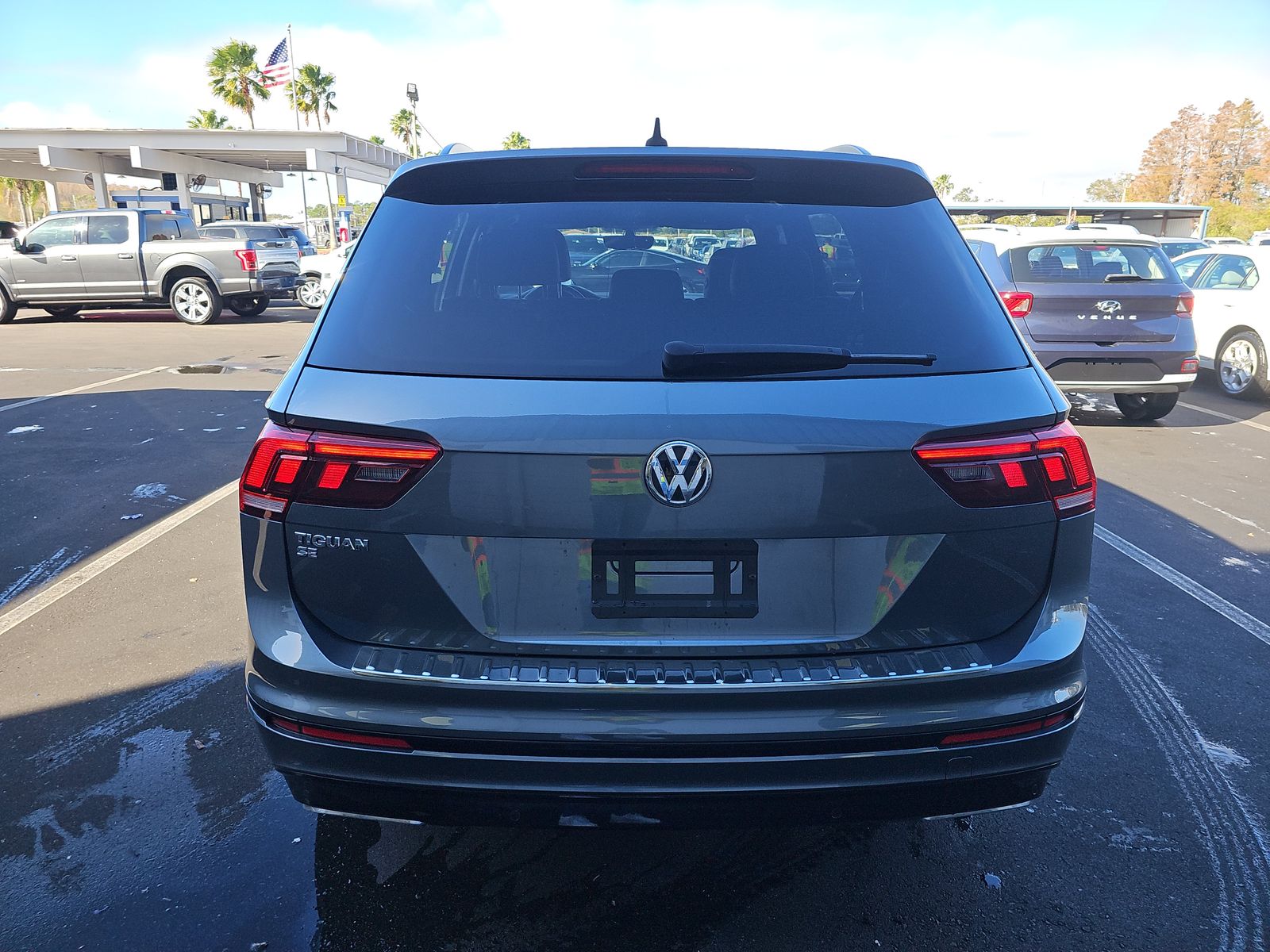 2021 Volkswagen Tiguan 2.0T SE R-Line Black FWD