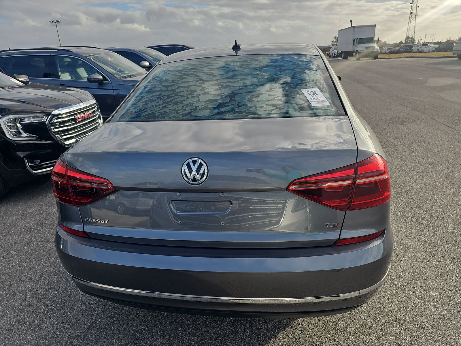 2019 Volkswagen Passat 2.0T Wolfsburg Edition FWD