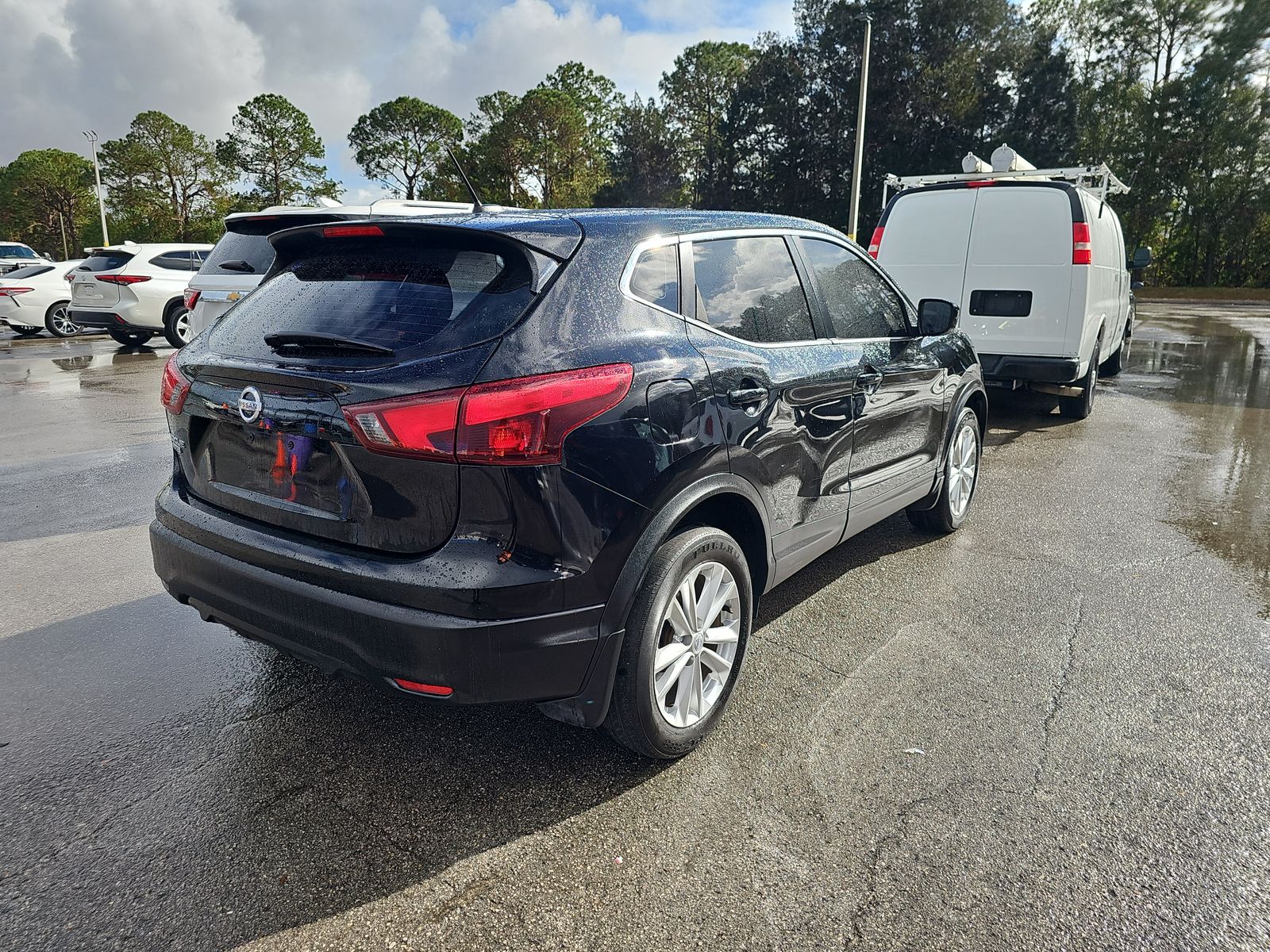 2017 Nissan Rogue Sport S FWD