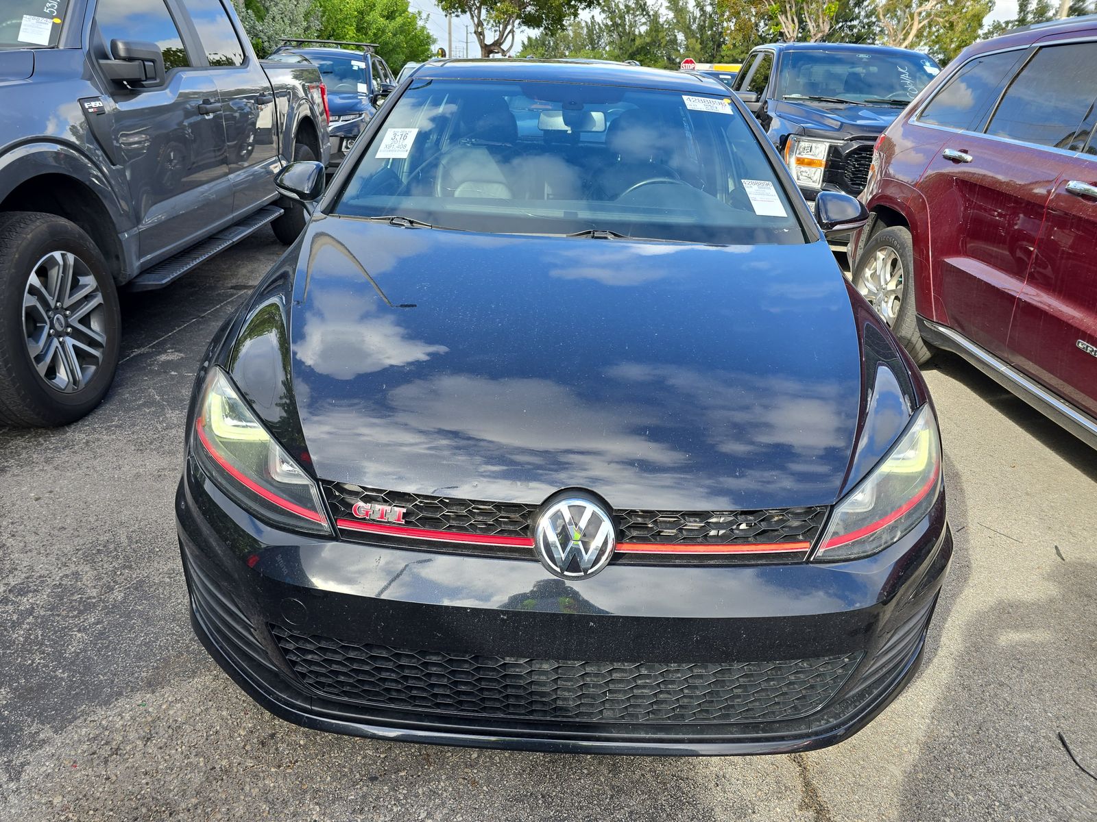 2017 Volkswagen Golf GTI 2.0T Sport FWD