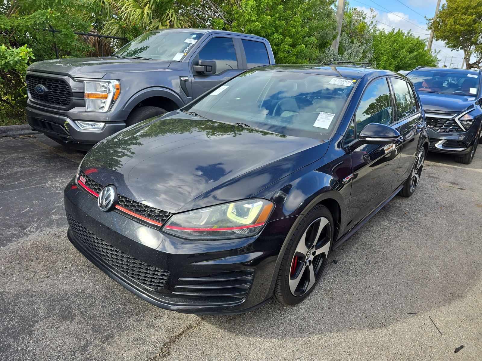 2017 Volkswagen Golf GTI 2.0T Sport FWD