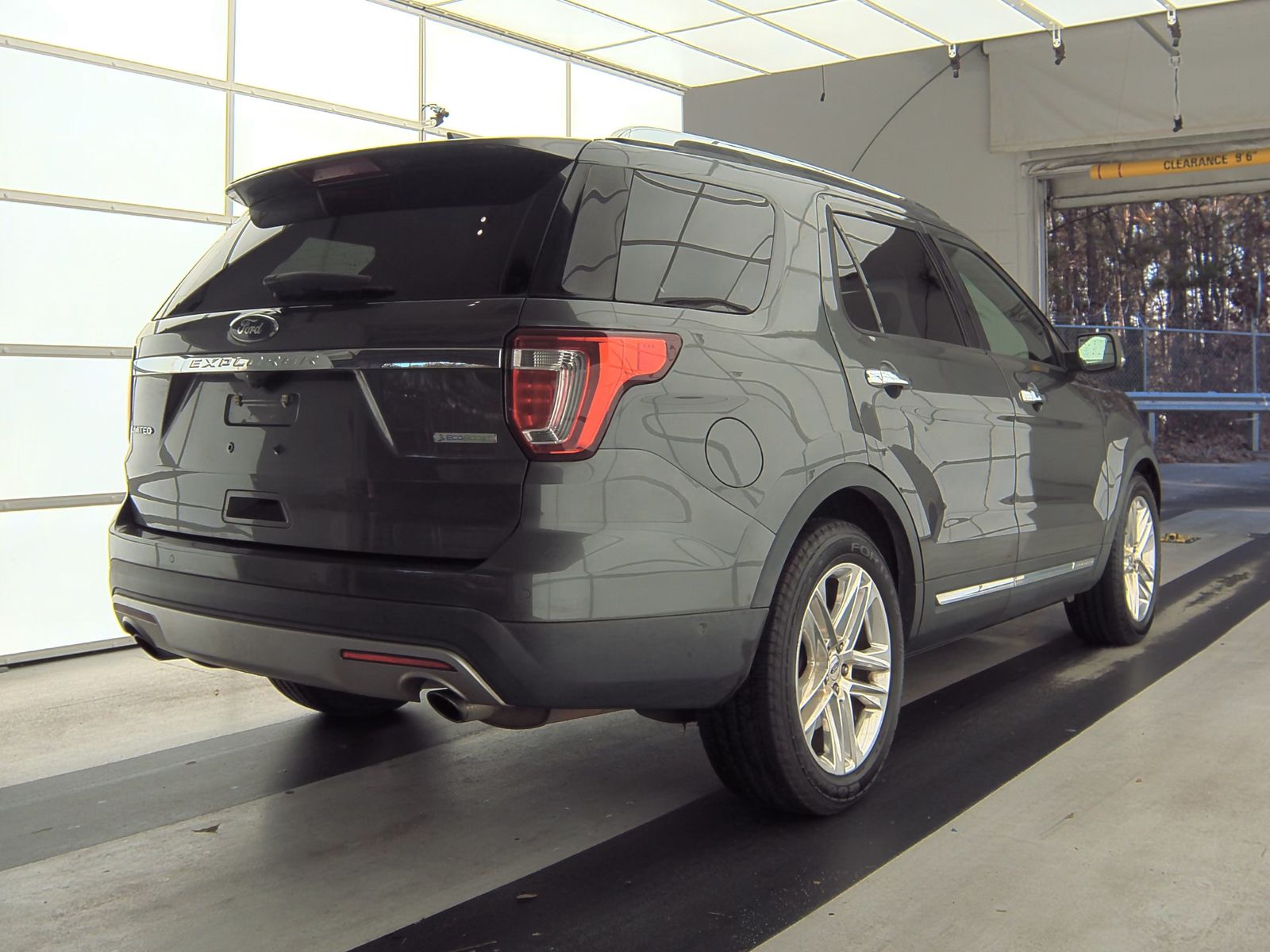 2016 Ford Explorer Limited FWD