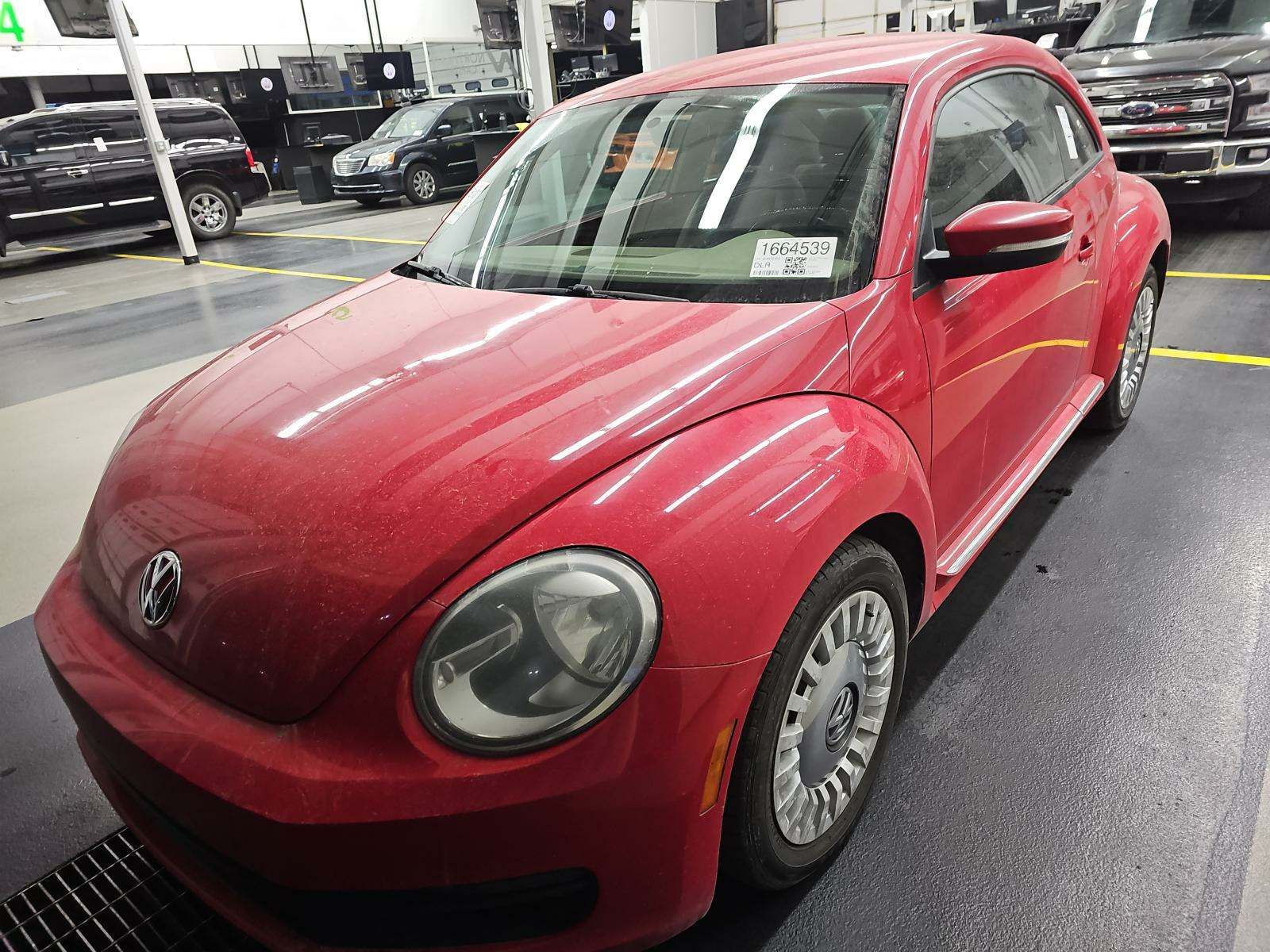 2013 Volkswagen Beetle 2.5L FWD