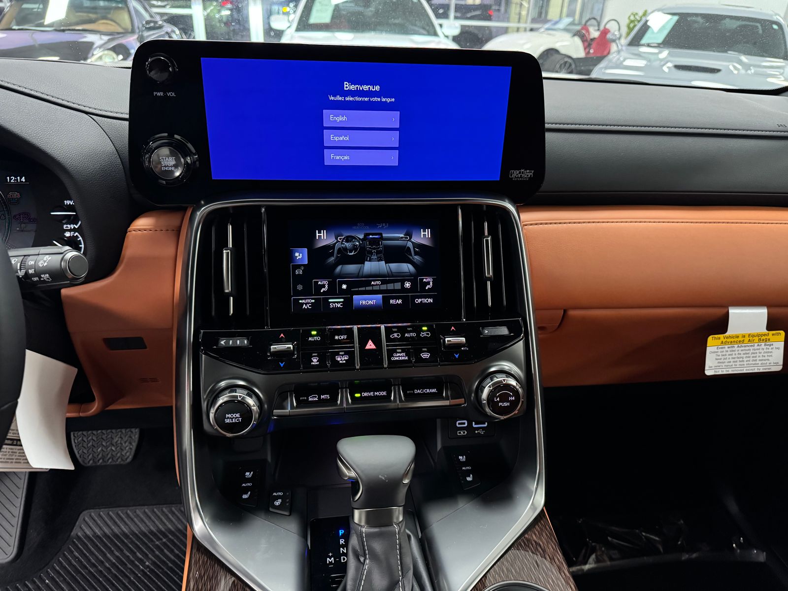 Lexus LX 600 Ultra Luxury снимка Lexus LX 600 Ultra Luxury