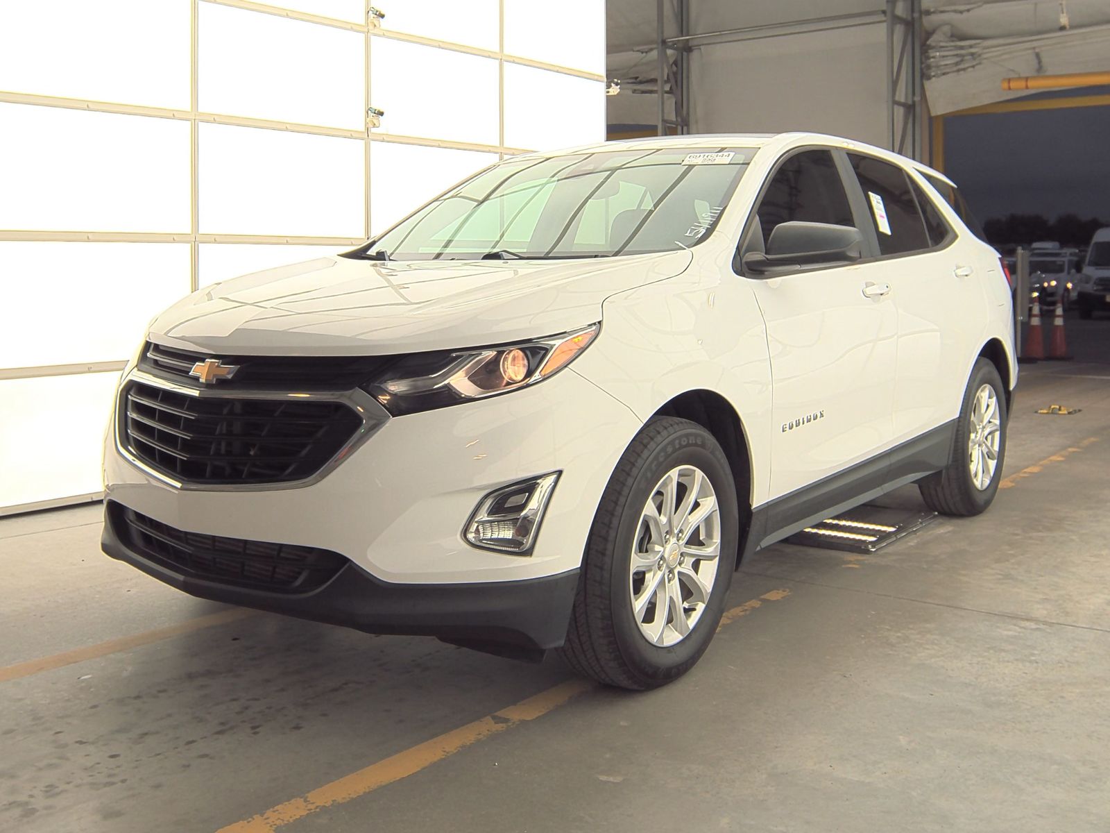 2020 Chevrolet Equinox LS FWD