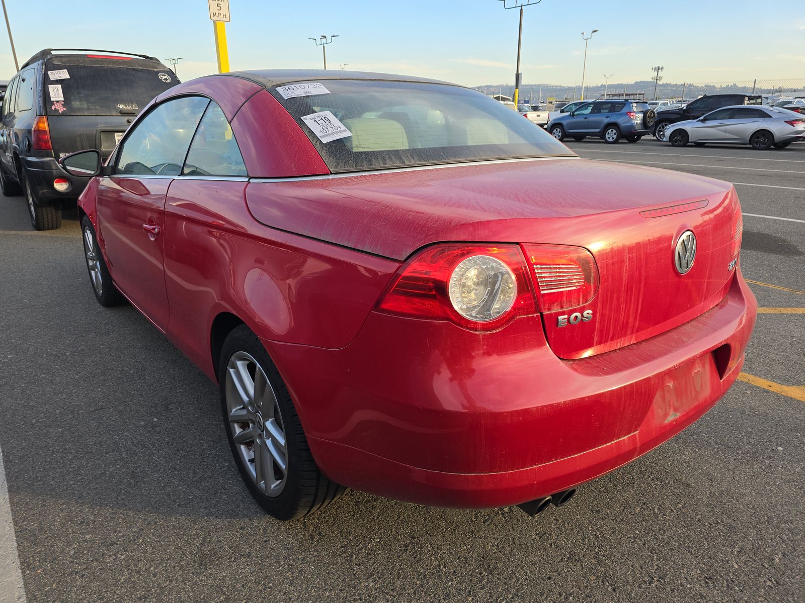 2010 Volkswagen Eos Lux FWD