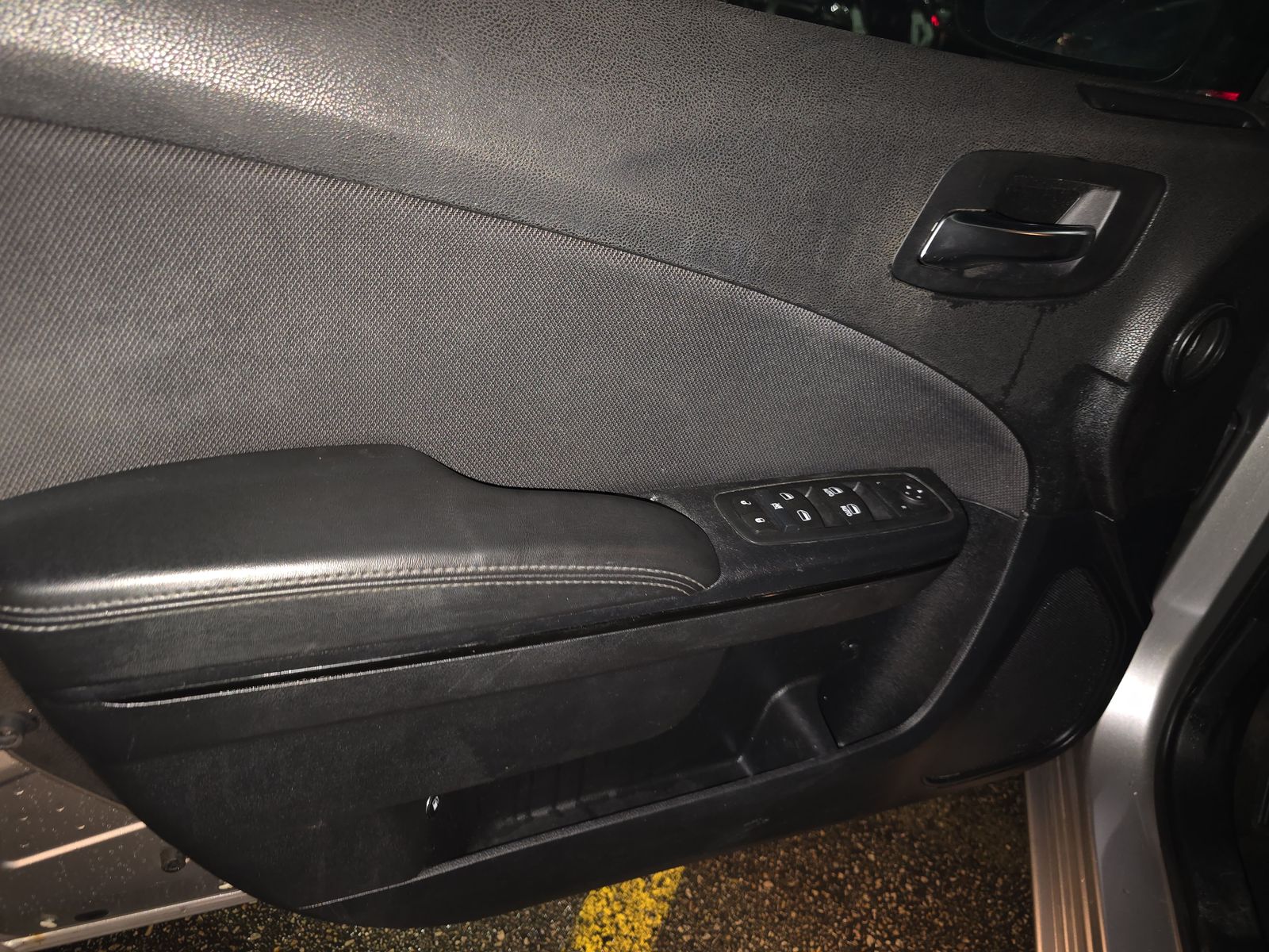 2017 Dodge Charger SE RWD