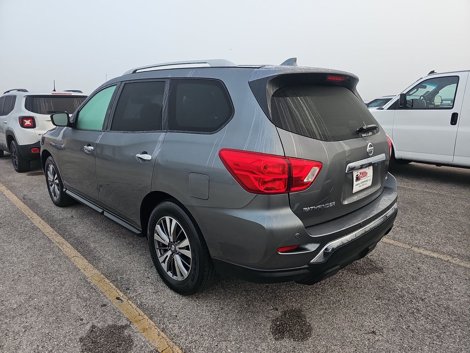 2020 Nissan Pathfinder SV FWD