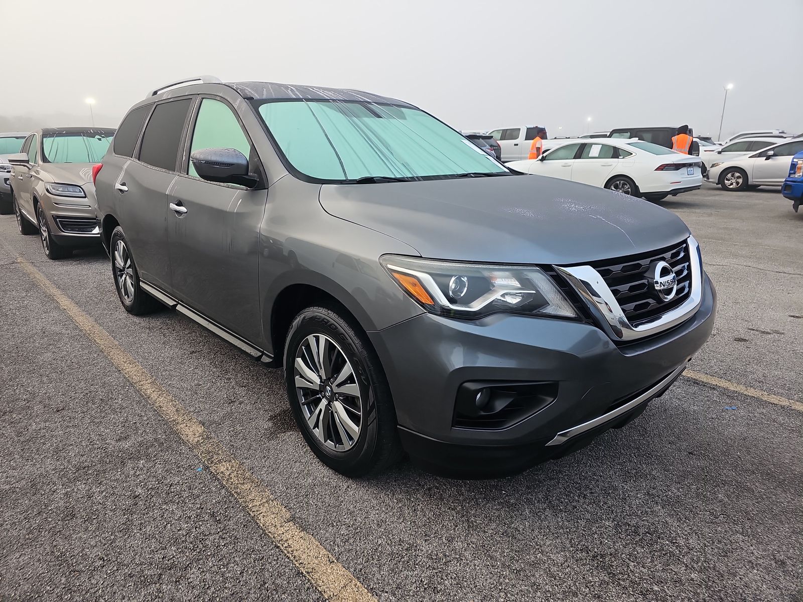 2020 Nissan Pathfinder SV FWD