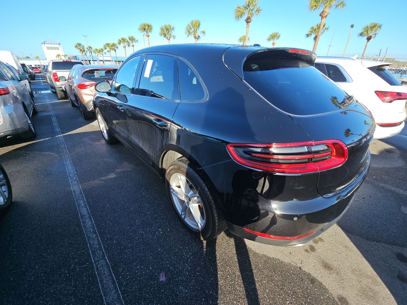 2017 Porsche Macan Base AWD