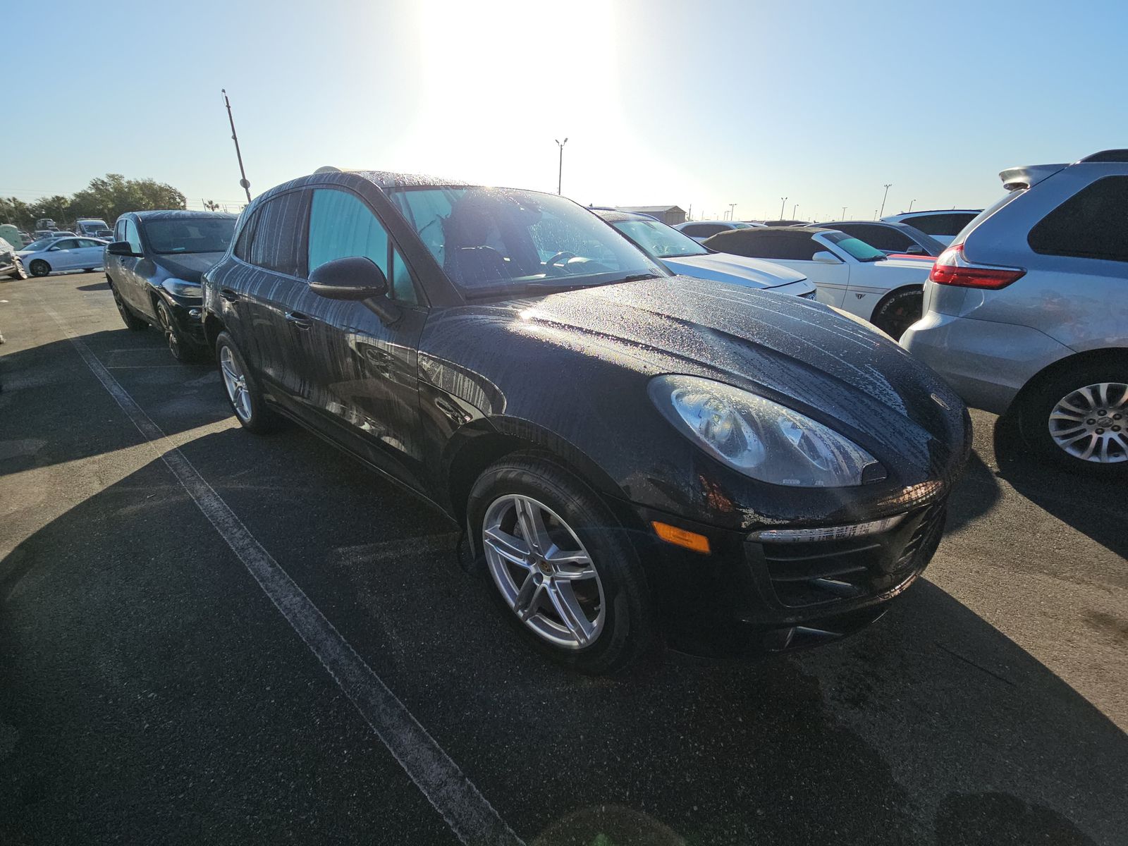 2017 Porsche Macan Base AWD