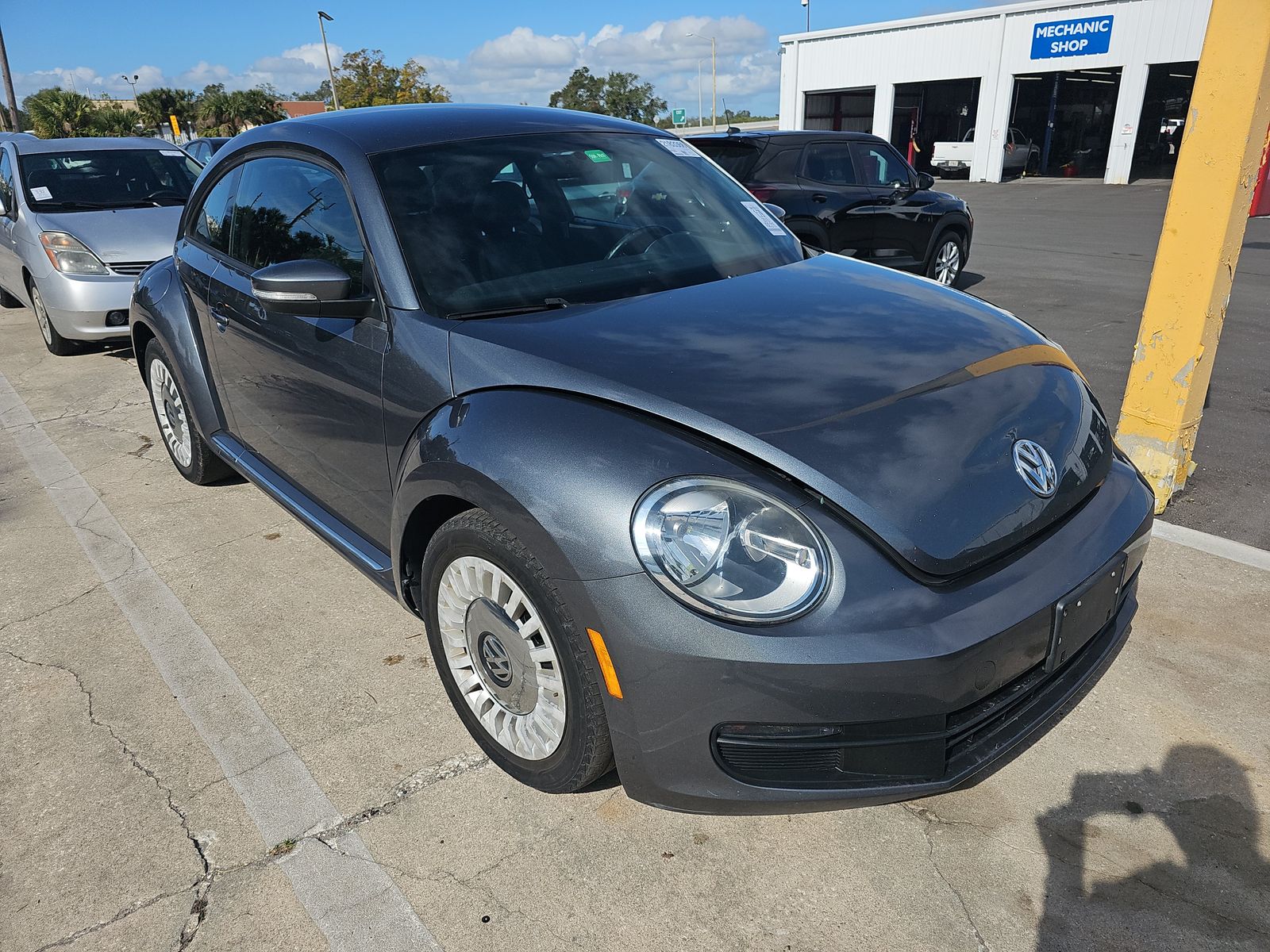 2015 Volkswagen Beetle 1.8T Fleet Edition FWD