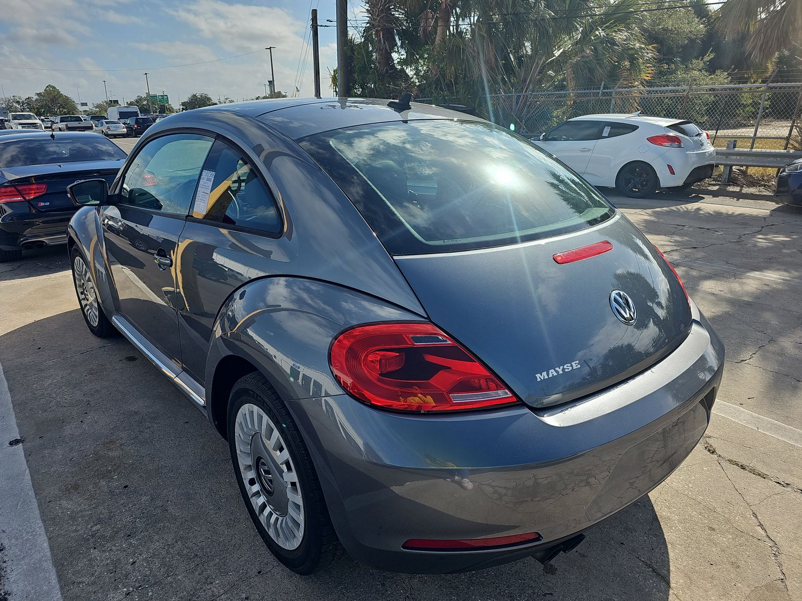 2015 Volkswagen Beetle 1.8T Fleet Edition FWD