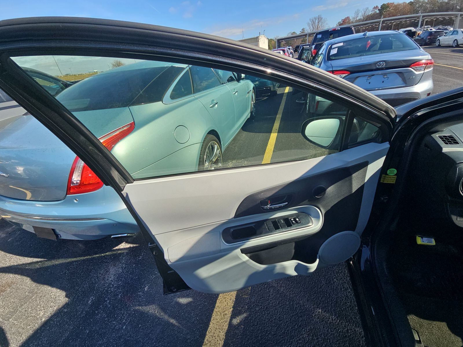 2014 Toyota Prius c Two FWD