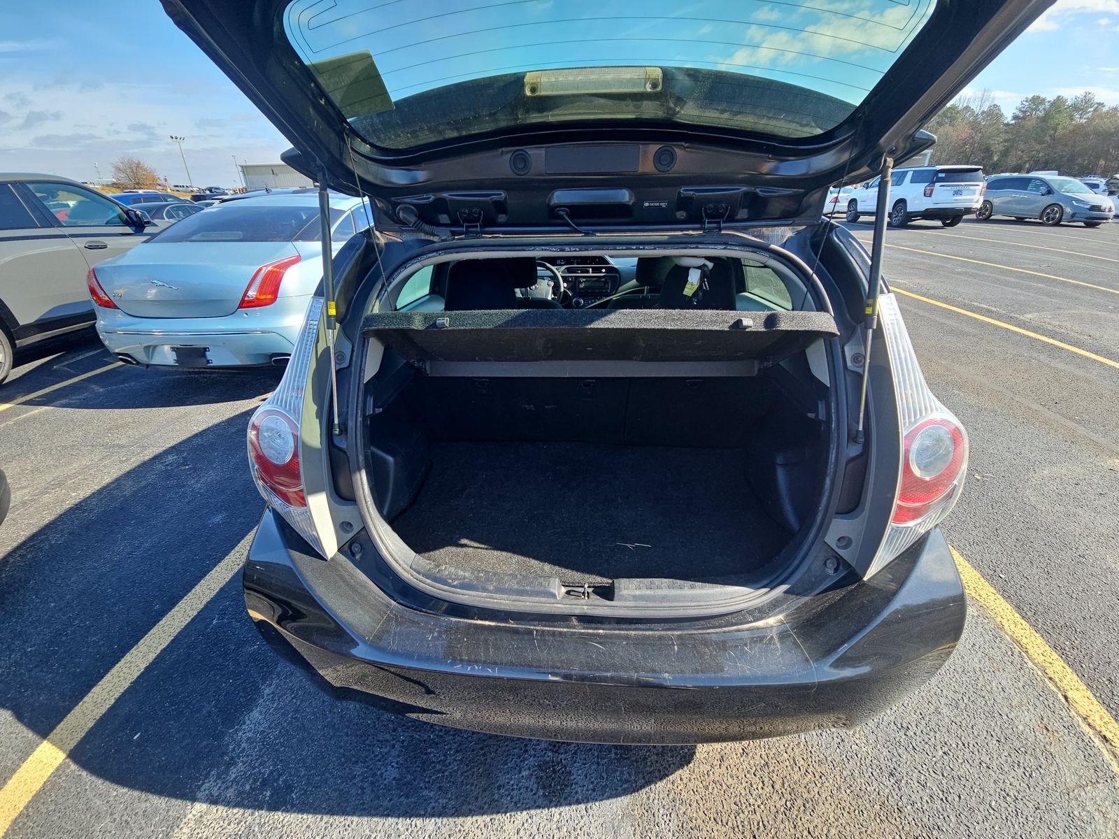 2014 Toyota Prius c Two FWD