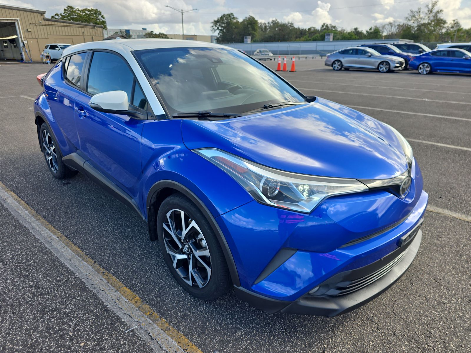 2018 Toyota C-HR XLE Premium FWD