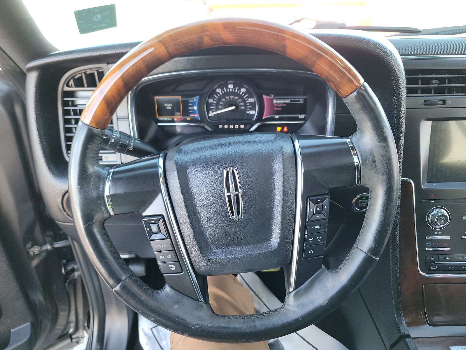 2016 Lincoln Navigator Select AWD