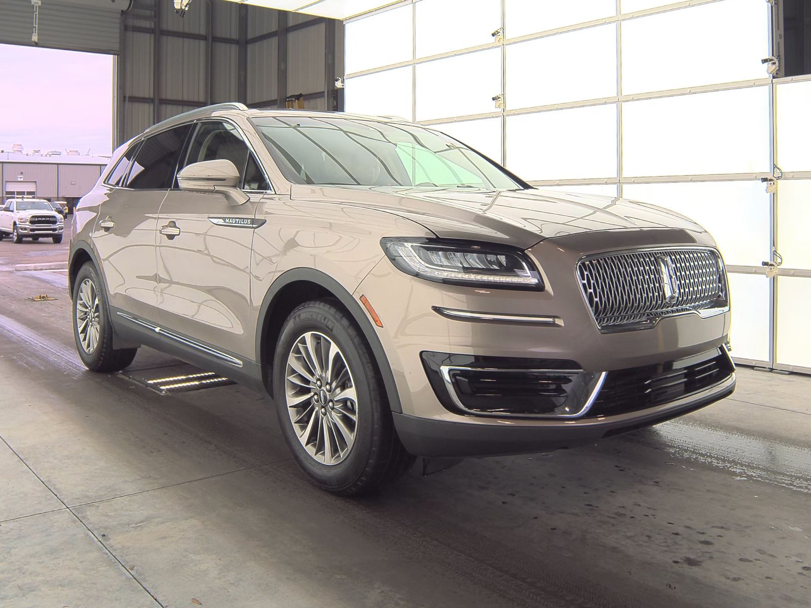 2020 Lincoln Nautilus Standard FWD